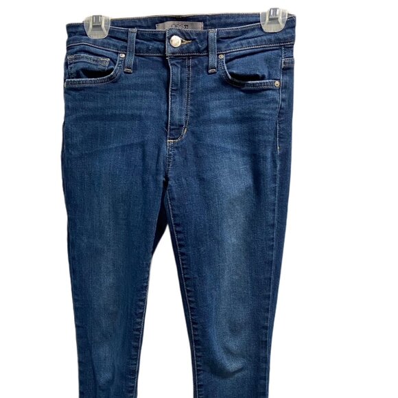 Joe's Jeans Mid-Rise Skinny Denim - Size 26 - Picture 3 of 9
